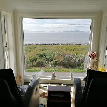 Semesterbostad Panorama - Andoy *